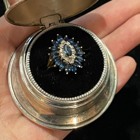 Vintage Jewelry - ✨14K Solid Gold Ring with Real Diamonds and Sapphire